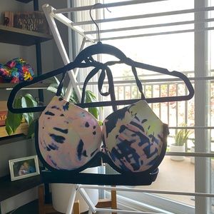 Victoria’s Secret Bikini Swim Top